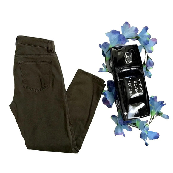 Uniqlo Dark Olive Colored Capri Denim Women 24 - Picture 1 of 8